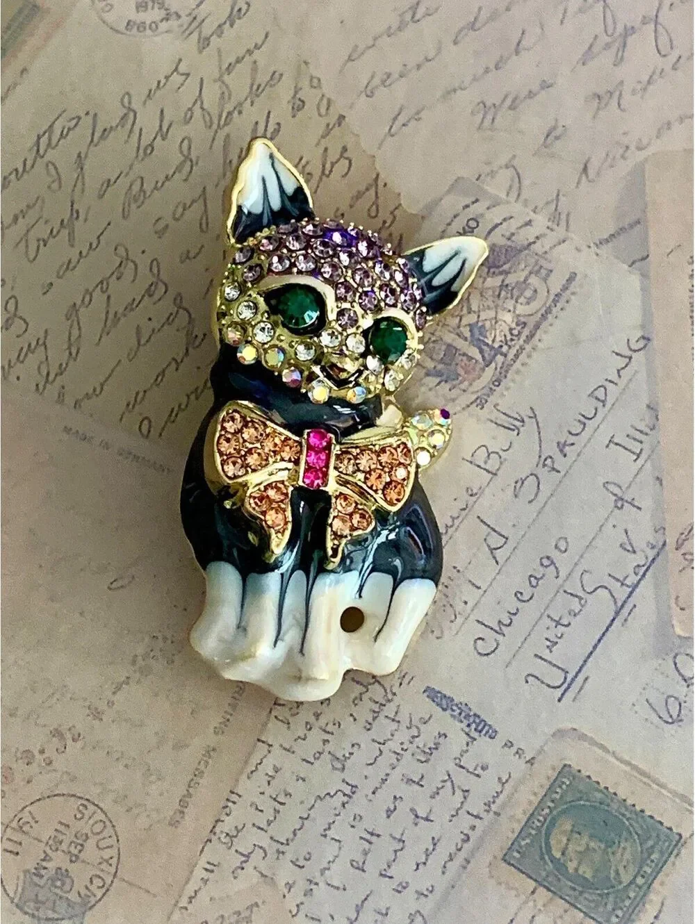 Sparkly Cat Brooch with Colorful Rhinestones and Enamel Finish